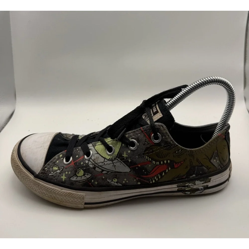 Converse Chuck Taylor All Star Junior 4 Black Dinosaur UFO Low Top 665392C Good